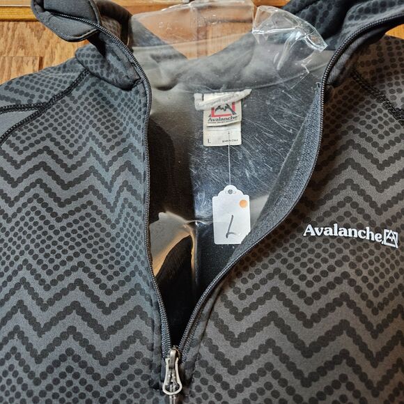 Avalanche Women's Chevron Quarter Zip Pullover Sweater, Gray, Size L, Cozy, EUC - Picture 7 of 8